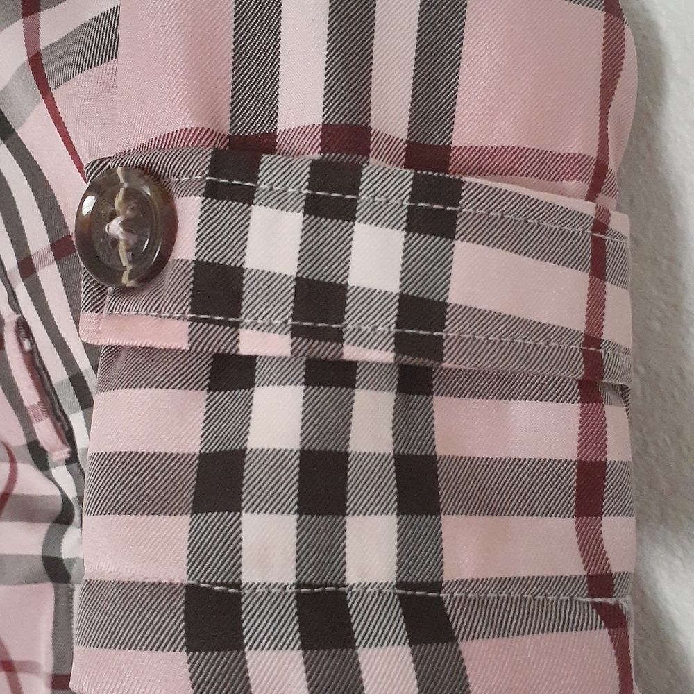 Burberry coat - Picture 6 of 12